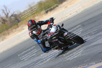 media/Mar-28-2022-Superbike Trackdays (Mon) [[b8603d0f67]]/Open Track Time/Turn 3 Inside/